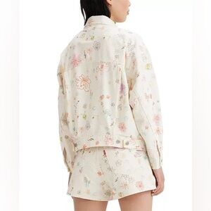 Woman’s Levi’s, Space Doodle Floral Print, High Waist Shorts
